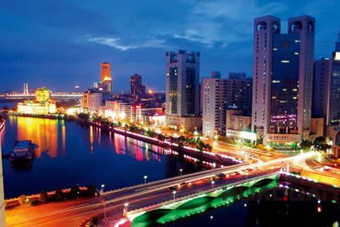 『隨華全，觀天下』 ——走進(jìn)新建