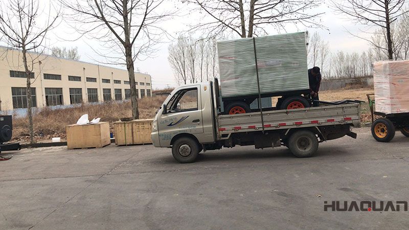 3.14號(hào)石先生訂購(gòu)一臺(tái)HQ30GF移動(dòng)防雨棚發(fā)電機(jī)組發(fā)往遼寧