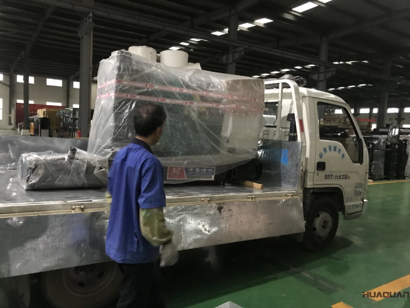 一臺HQ2QF標配汽油一體機于7月7日順利發(fā)往江蘇省