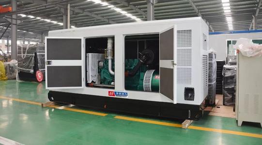 2月25日，尹先生從華全動(dòng)力采購(gòu)的75kw靜音式防雨棚柴油發(fā)電機(jī)組順利發(fā)往云南省