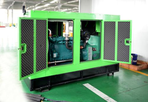 2月25日，天津李先生從華全動力采購的120kw標(biāo)配柴油發(fā)電機組成功發(fā)往目的地