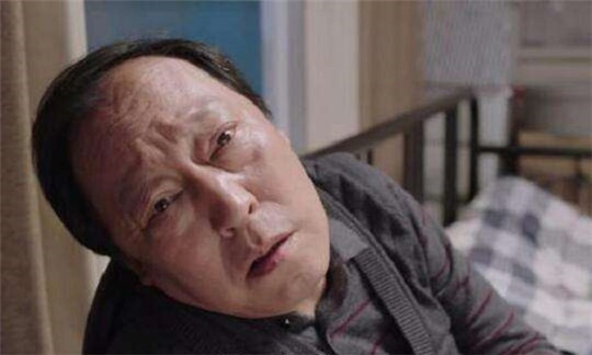 《都挺好》蘇大強居然背著家里人去買發(fā)電機組了，聊天記錄曝光