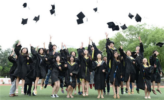 無(wú)奮斗，不青春！華全人用自己的方式迎接五四青年節(jié)！