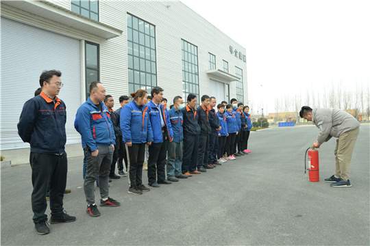 華全公司邀請專家開展“強(qiáng)化意識(shí)、筑牢防線”安全生產(chǎn)專項(xiàng)培訓(xùn)！