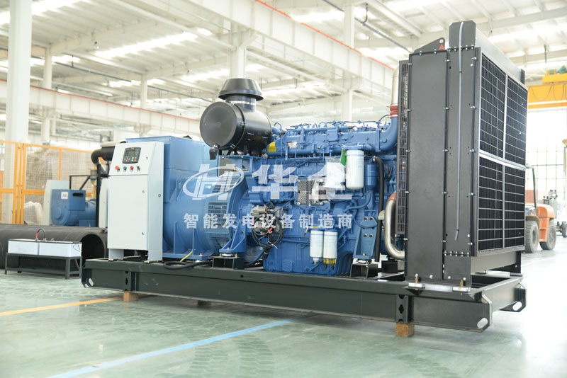 華全700千瓦開架發(fā)電機(jī)組，為化肥廠企業(yè)保障電力