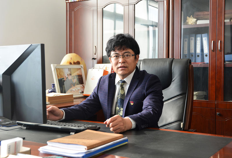 濰坊華全電力有限公司黨支部書記、董事長趙立增